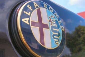 Логотип Alfa Romeo. Фото: mateusz.nowak/flickr.com